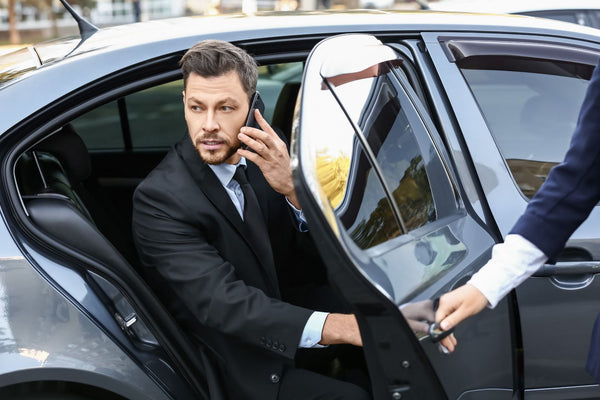 10 reasons to hire a luxury chauffeur service for your next business trip